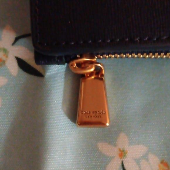 KATE SPATE NWOT SHAGGY SLIM WALLET - Picture 7 of 7